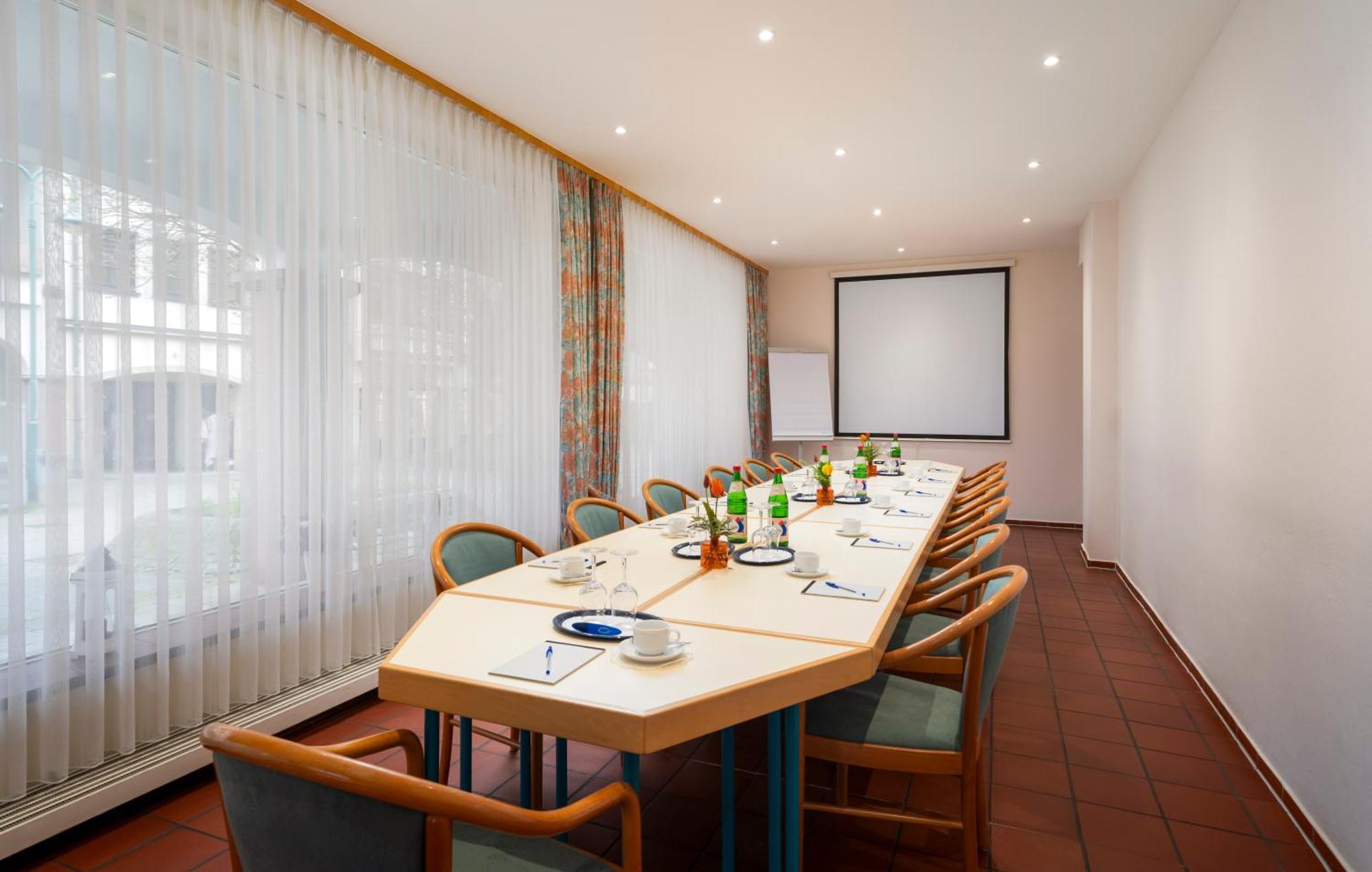 Arkaden Hotel Kelkheim Luaran gambar